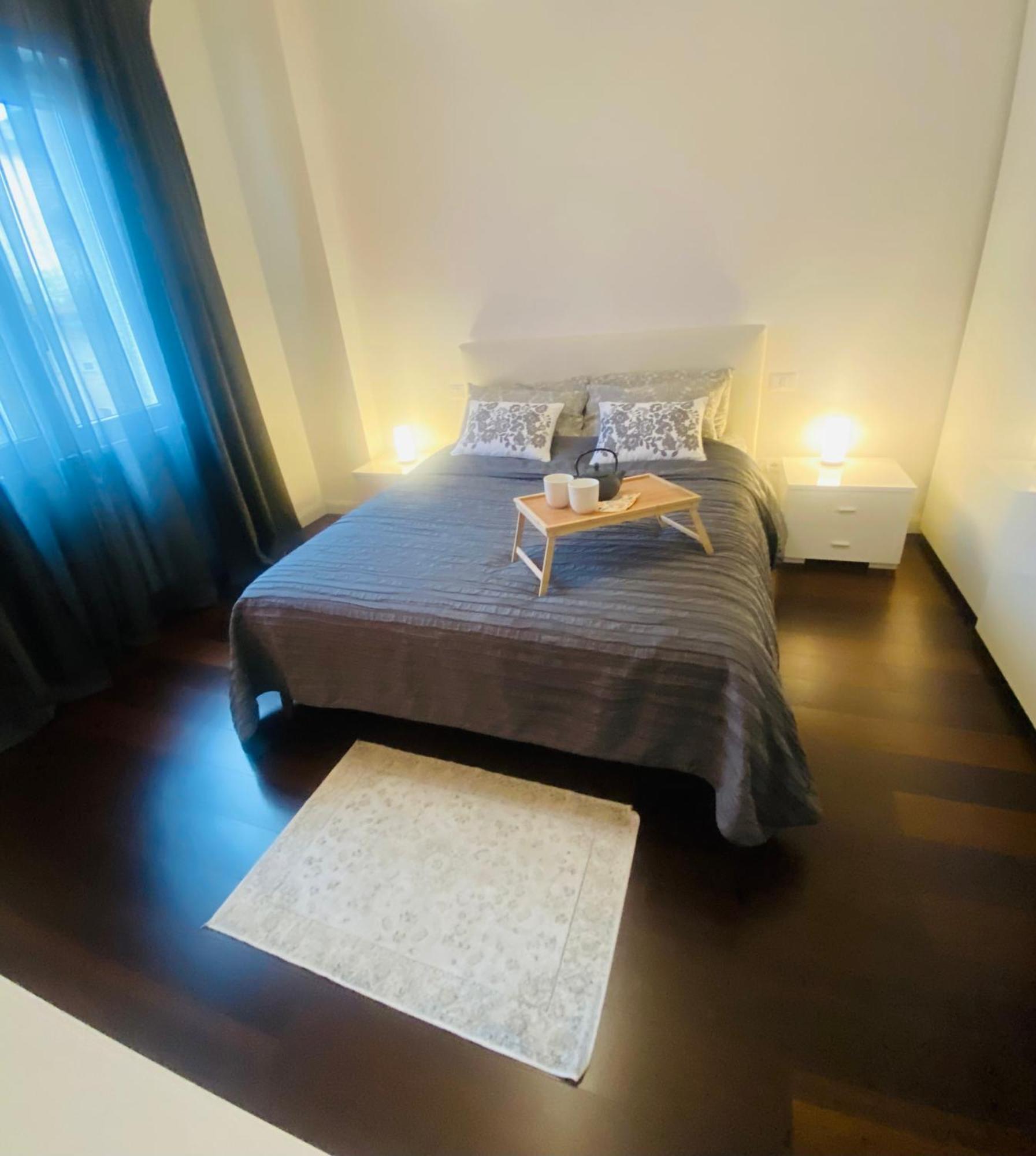Central Apartment And Parking Verona Exterior photo